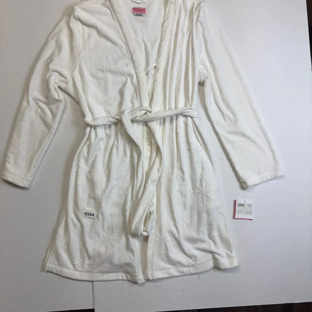 kate spade nwt short white robe cozy, very soft luxury - Picture 5 of 8